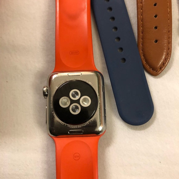 Authentic Hermès Apple Watch 2 & box main image 4